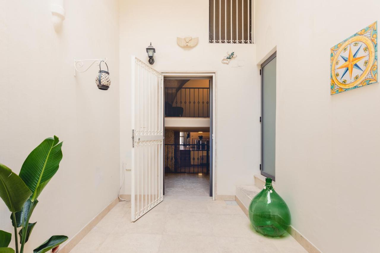 Convivo Apartment Palazzo Galateo Lecce Exteriör bild